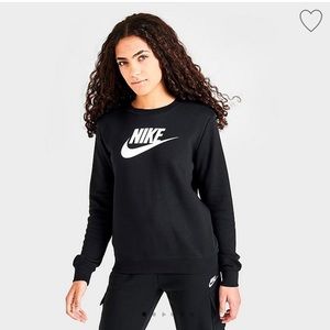 Never worn Nike crew neck